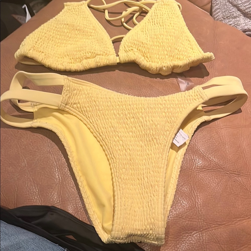 Abercrombie yellow  bikini